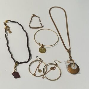 🌴 Bundle of 5 Twisted Silver Necklace/Earrings/Bracelet